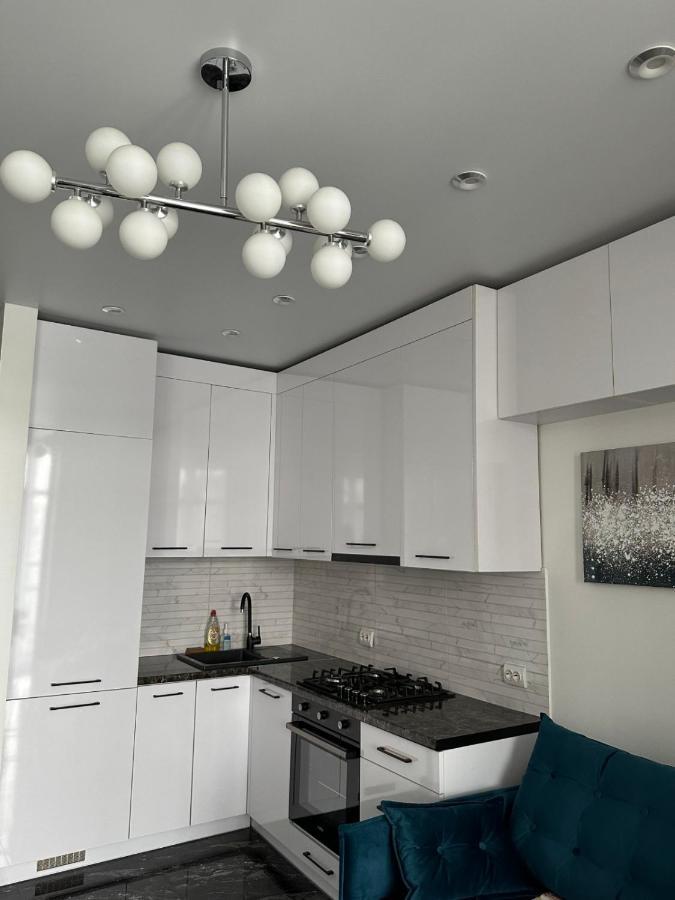 Новобудова Сам Центр Вул Шевченка 60 Оперний 10Хв Apartment Liov Exterior foto