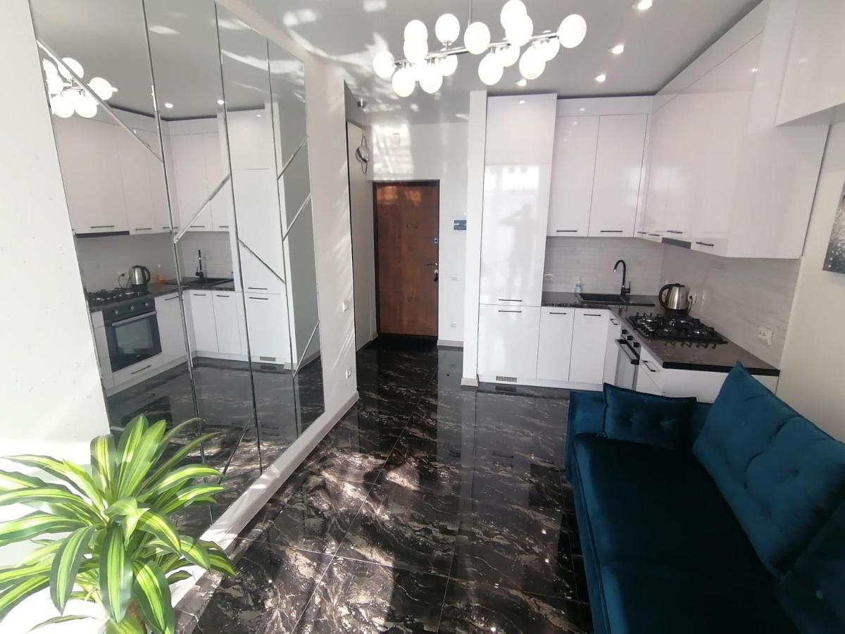Новобудова Сам Центр Вул Шевченка 60 Оперний 10Хв Apartment Liov Exterior foto
